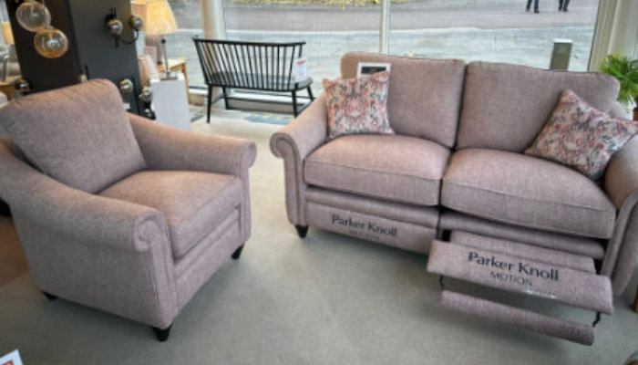 With Power Footrest And Armchair In Country Rose Fabric