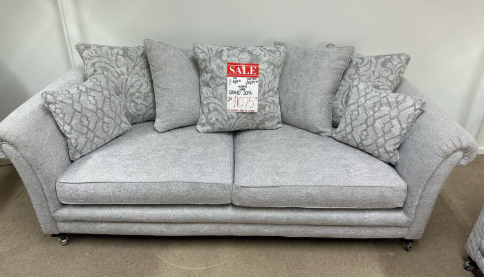 Grand Sofa